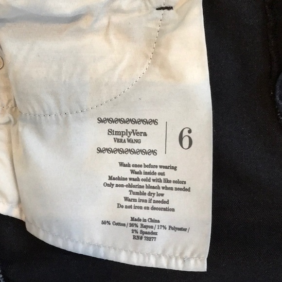 Simply Vera Shorts - Picture 5 of 5